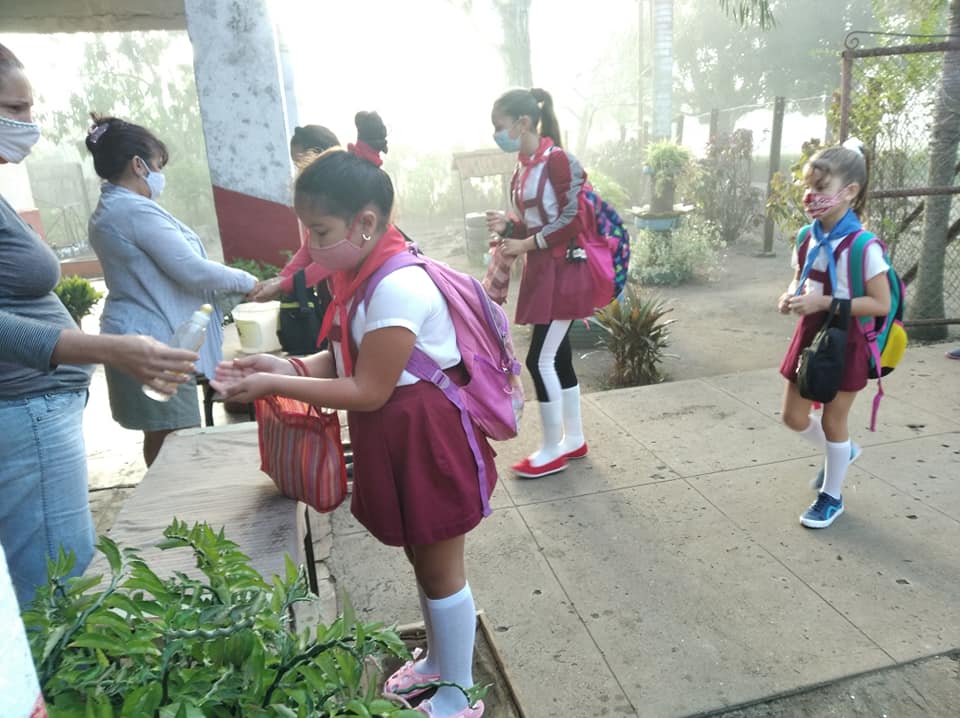 Suspenden curso escolar en Aguada