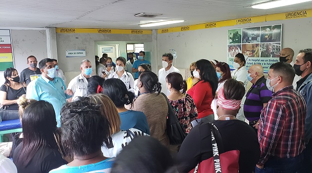 2022 un ano El director del Hopital cienfueguero doctor Pavez Noa Rodriguez explica los beneficios de la reparacion general del CPEMa delegados a la Asamblea Provincial del Partido
