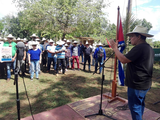 Colectivo Vanguardia Nacional para EsAzucar en Cienfuegos intervencion de Armando Carranza