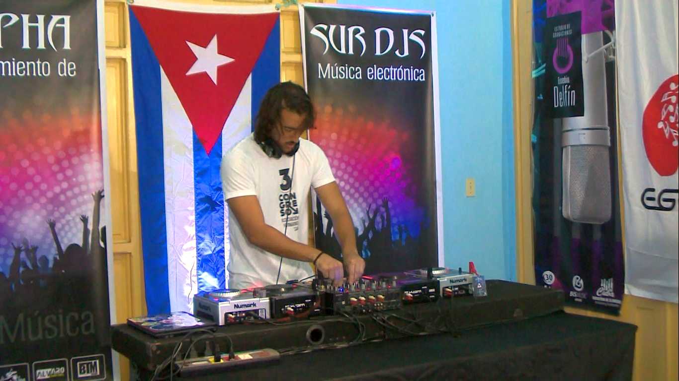 Musica electronica Alpha Sur DJ Cienfuegos