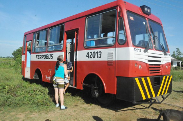 Servicio de ferrobus 4