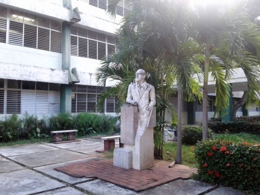 Universidad de Cienfuegos 3